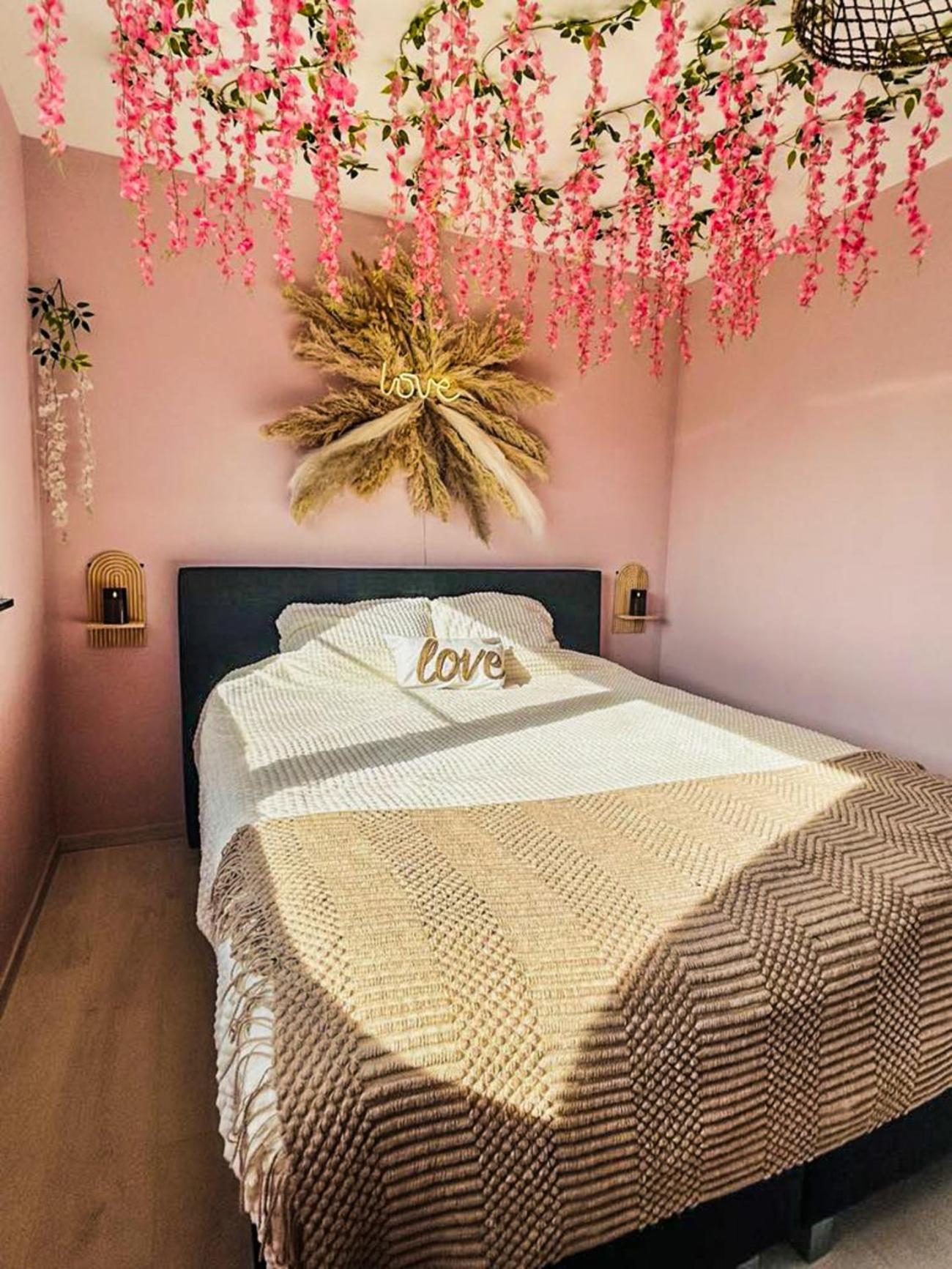O Privatif - Luxury - Jacuzzi-sauna-netflix-fishspa-serviettes-peignoirs-sandales-cafe Villa *